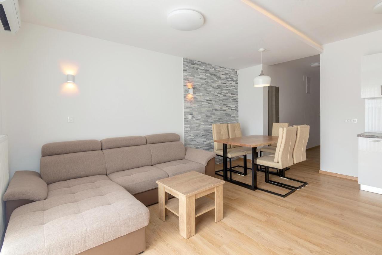 Vila Vita Apartments Kranjska Gora Buitenkant foto