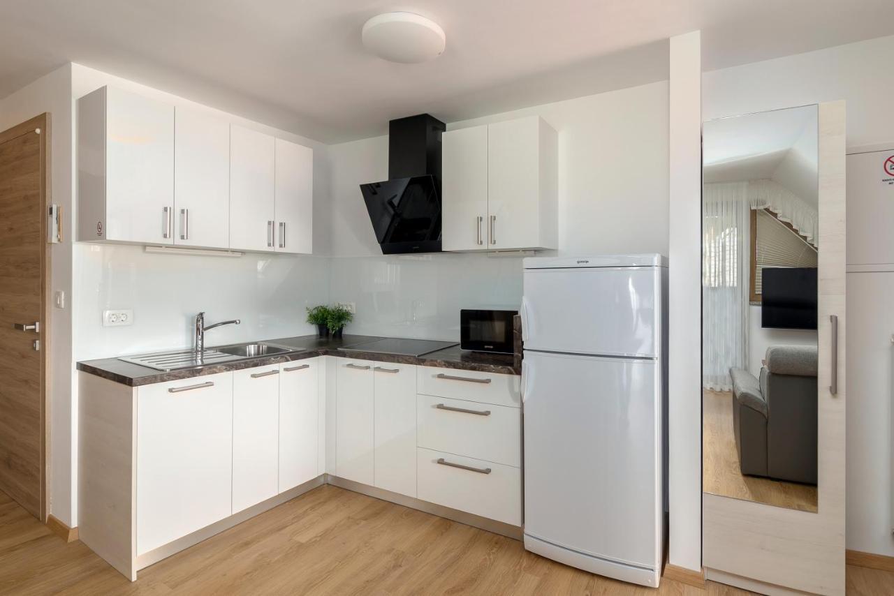 Vila Vita Apartments Kranjska Gora Buitenkant foto