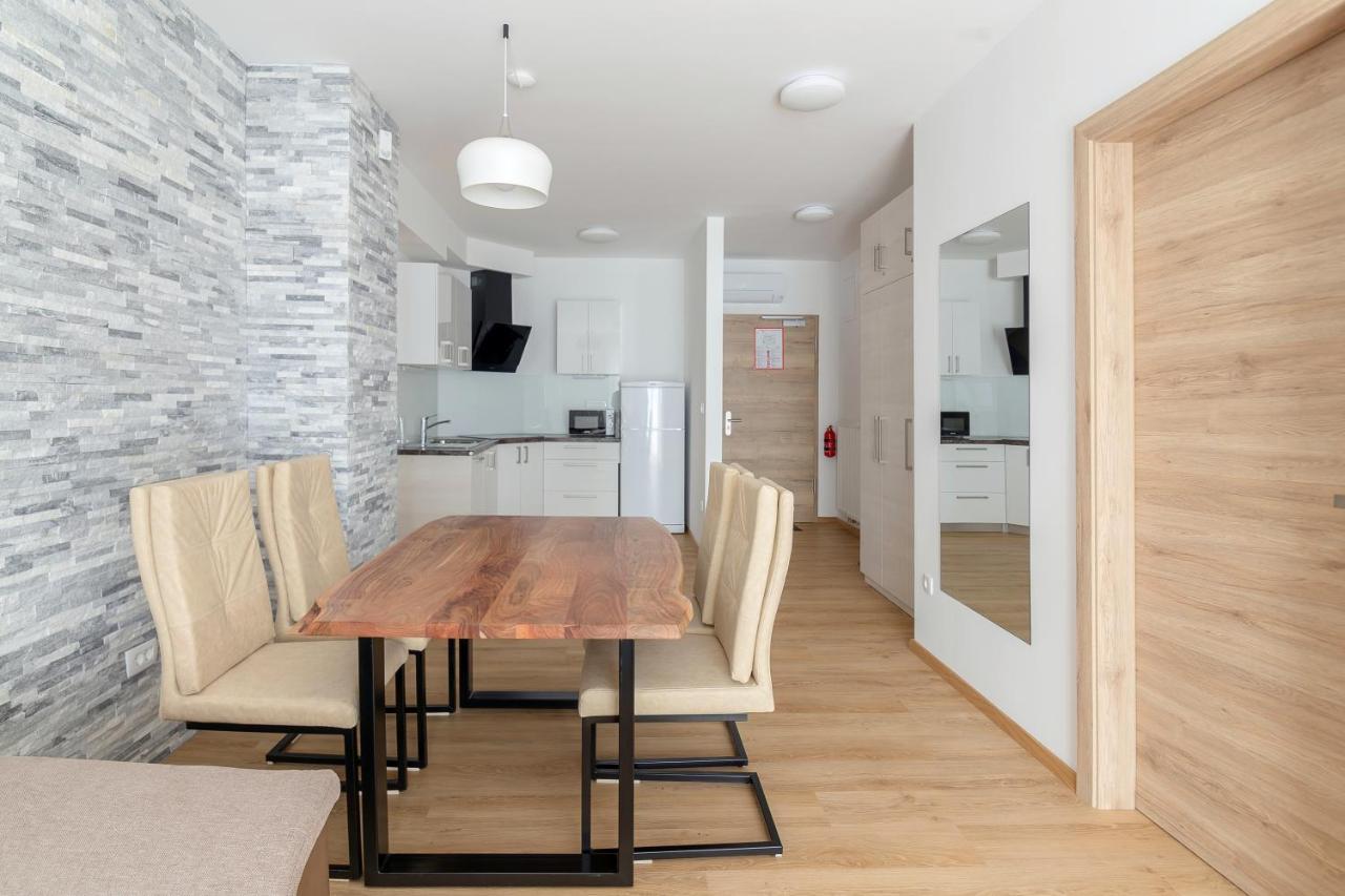 Vila Vita Apartments Kranjska Gora Buitenkant foto