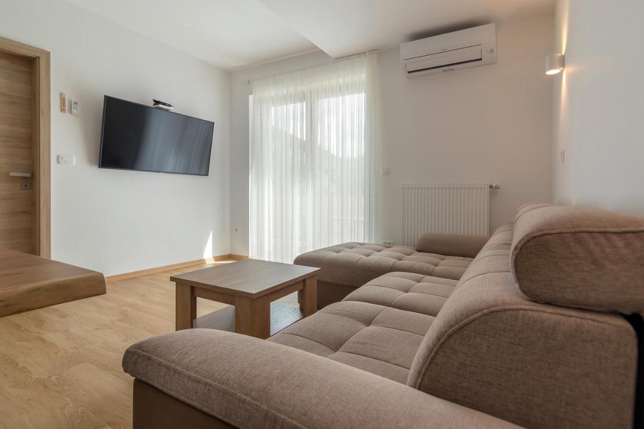 Vila Vita Apartments Kranjska Gora Buitenkant foto